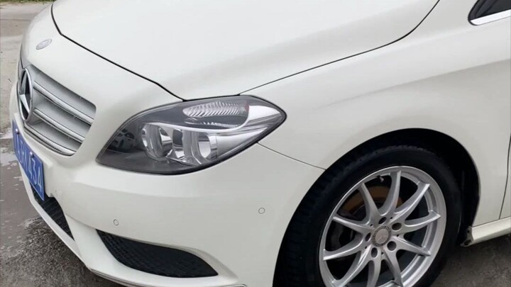 How to de-stress? Only by washing the car!