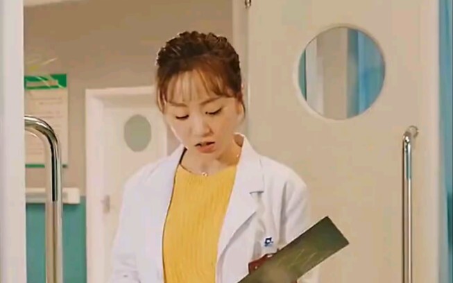 العجوز المئة عام تشانغ ريشان بدأ يعيش قصة حب.. يا شباب العزاب، سارعوا قبل فوات الأوان!