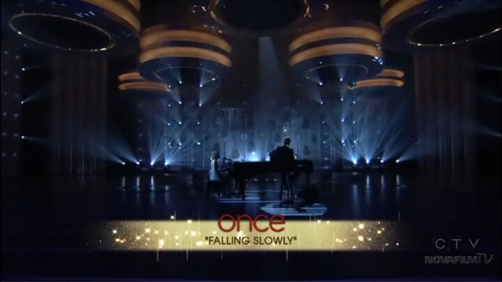 Glen Hansard and Markéta Irglová - Falling Slowly (80th Awards Ceremony Oscar 2008