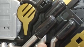 A super cool tribute to the Ultimate Kuuga! The strongest knight system is born! DX Chimera & Juga D