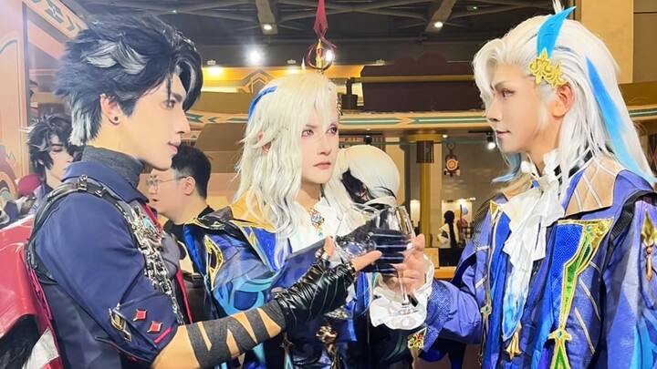 Tự mang ly chân cao? Rồng nước thanh nhã, vui vẻ dạo triển lãm!