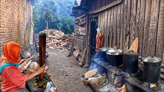 BERASA KEMBALI KE JAMAN MAJAPAHIT ?? WARUNG LEGENDARIS MBOK YAMINI