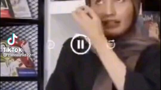 wanita akhir zaman.....