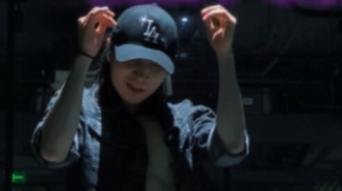 [OREO] Can I compete to be the best cover artist of Zhang Yixing's "The Veil" on September 21st? Ple