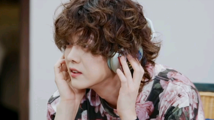 【Lu Han】Kelas Teratas O —— Bagaimana Mendapatkan 5 Pujian dari Pria Hanya dalam 30 Detik