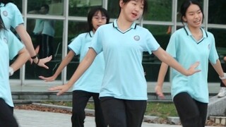 高中校园里的随机舞蹈！快乐开心耶耶