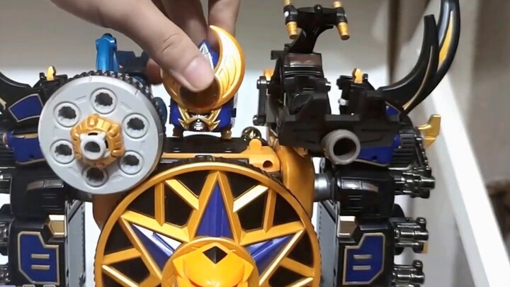 [Large amount of alloy] Ninja Wind Team DX Thunder, Thunder Cyclone God [Niu Jian Model Play]