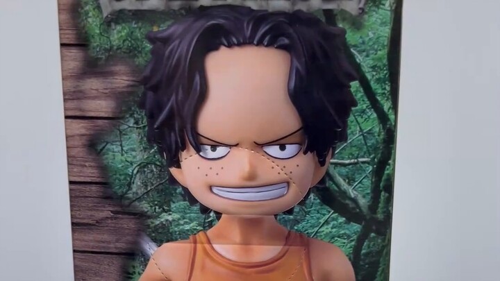 Do prize figures require maintenance?