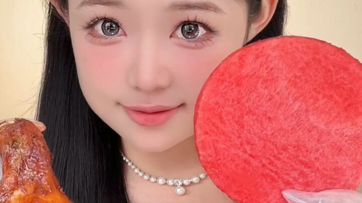 Dưa hấu lạnh + mực khô hồng đã lên sóng!