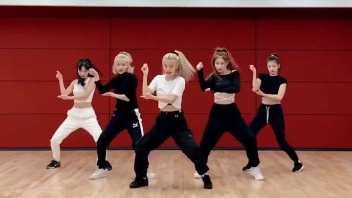 [ITZY] Live Singing + High-Energy Dance! How many of you first discovered ITZY through their “Not Sh