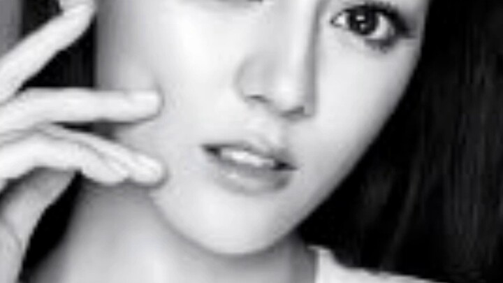 What? You were upset when you saw Dilraba Dilmurat's global adverti*t? Then I'll make a collecti