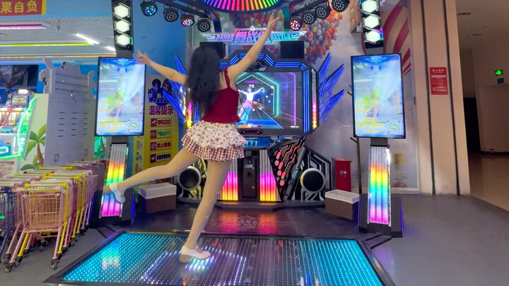 【Love You】My first time dancing, still not quite sure how to love…