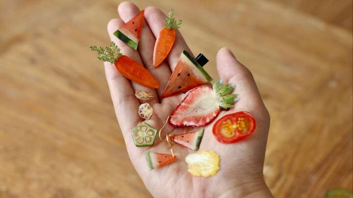 Everything in my hand is real