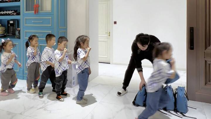 6 Kids Going to School: Barely Make It Out the Door in 10 Minutes❗️