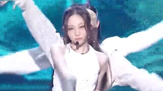 【Youngseo Lee Young-seo】ถ่ายโดยตรง｜250712 'FAMOUS' เวทีดนตรี 4K