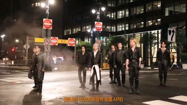 几乎盲跳，但拍子是对的，黄铉辰真节拍机器啊！