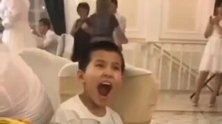 try not to laugh 🤣🤣