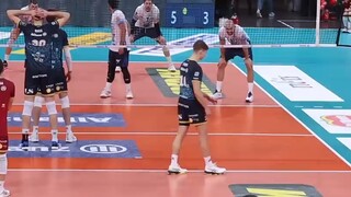 [Ishikawa Yuki Takahashi Blue] A must-see for both fans! ! Serie A Monza vs. AC Milan superb perspec