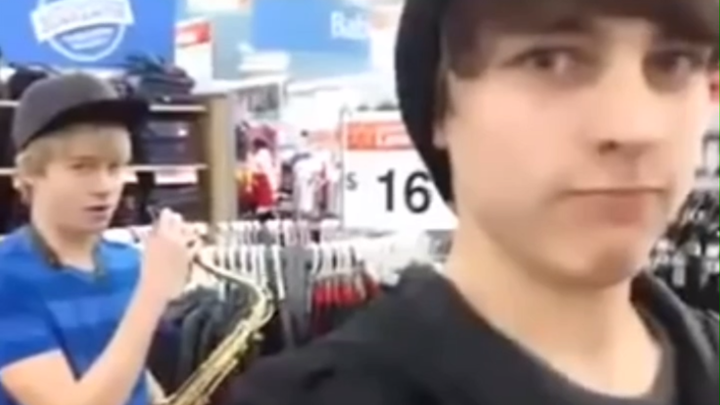 Classic old show: Recreate the fat jokes of Family Guy in real life