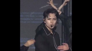 This performance with the ladies✨#seventeen #vernon #jun #joshua #the8 #scoups #woozi #hoshi #mingyu