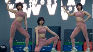 【巧巧】穿的越粉，练的越狠！Athletic Girl竖屏