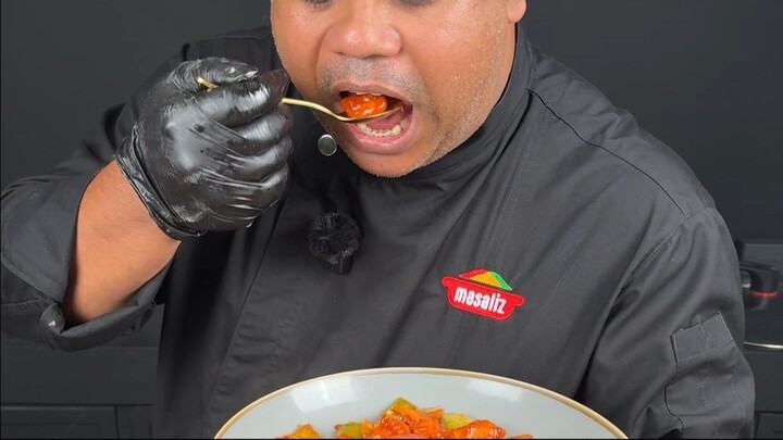 How to make restaurant-style Chicken Manchurian at home. #masaliz #mfcmix