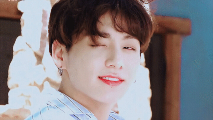 Idol | Video cut tổng hợp của Jungkook