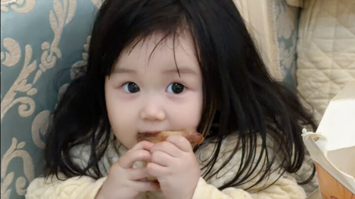 แอบกินไก่ย่างเดลิเวอรีของพ่อ หอมจนมึนไปหมดเลย…