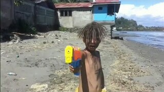Primitive PARODY ( FINDS TOY GUN )