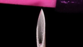 【Zoom In a Bit】Syringe and Eraser