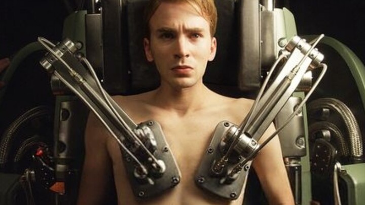 หลังจากโดนฉีดยาลึกลับ ผู้ชายคนนี้ก็เปลี่ยนจากตัวอ่อนเป็นหนุ่มกล้ามโตในทันที!