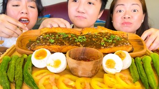 BANGUS ALA POBRE W/ OKRA & SALTED EGG | PINOY FOOD MUKBANG | collab w/ PG Family Mukbang