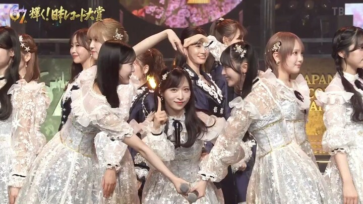 AKB48  Japan Record Awards 2025