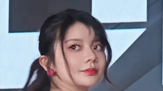 【Krim cokelat】Lagu cover populer roadshow live 4K versi hampir lengkap, pusat acara: makaroni goreng