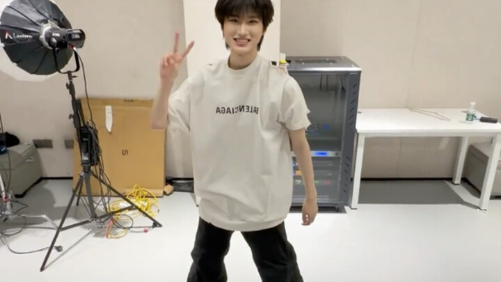[Huang Shuo] Welcome to Dance Brother on Friday, June 6, 2026 | 20260606 Huang Shuo dy