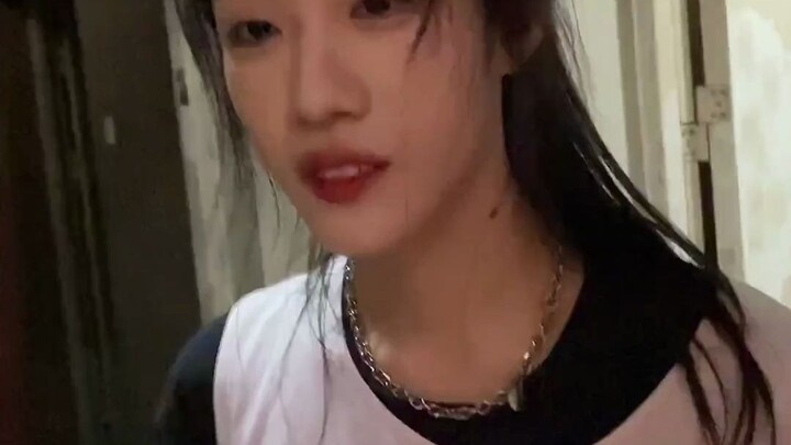 全麻的苏醒过程真的跟失了智一样，你们见过或者体验过吗哈哈哈