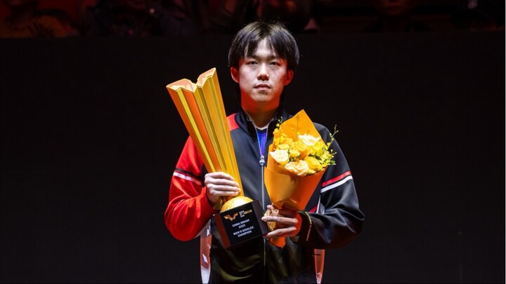 พิธีมอบรางวัล Men's Singles Champions 🏆