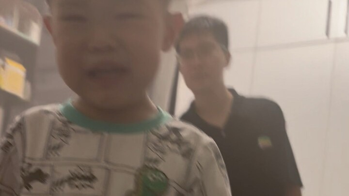 Tuổi còn nhỏ đã biết trước đắng sau ngọt rồi!