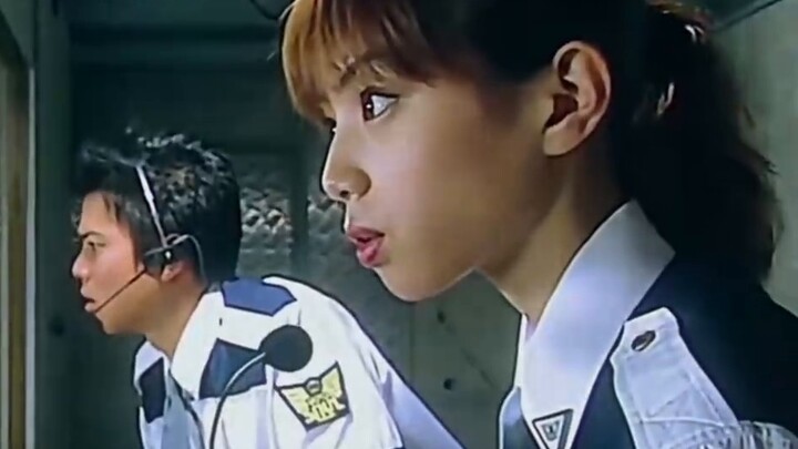 [คาเมนไรเดอร์ อากิโตะ] โชอิจิ สึงามิ: คุณควรจะพ่ายแพ้ต่อ G3 ต่อหน้าไฟสูงดีกว่า