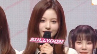 Lagu debut solo JISOO Kim Ji-soo, "Flower", meraih posisi nomor satu yang ke-5.