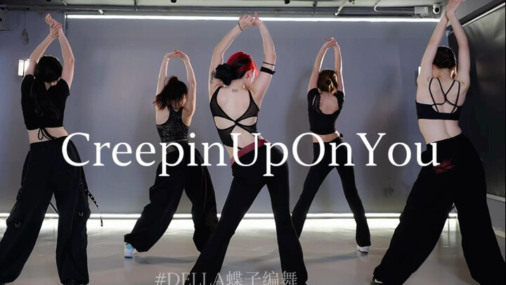 Who understands this on-the-beat jazz for absolute beginners! “Creepin’ Up On You” — I just love it 