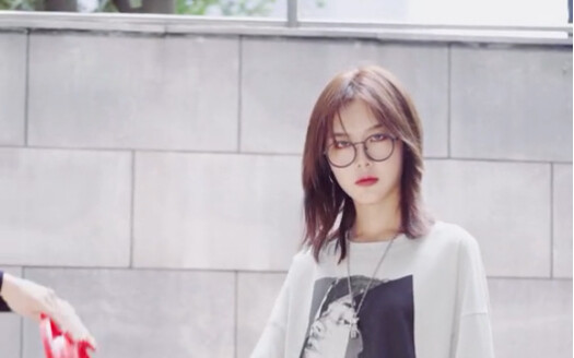 แม่ไม่ได้ตีฉันมาสามวันแล้ว