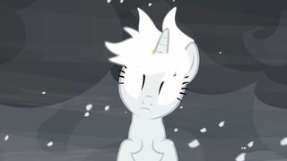 Rarity becomes the god of ponies and destroys the wind demon with a single move