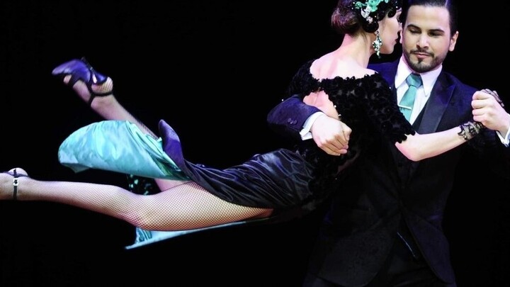 U Tango - Legs that escape the Earth's gravity - Video of Argentina winning the 2015 Tango World Cha