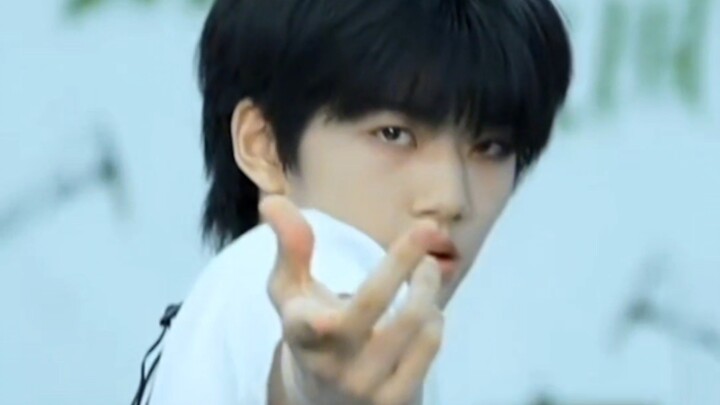 การสอบเต้นล้วนที่ฟอร์มกำลังพุ่ง! จางฮันรุ่ยสอบตัดฉากเพลง "Deja Vu" ของ Biaoguanhaoniu