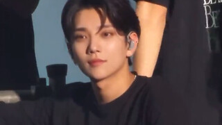 Hong Zhixiu is absolutely legendary... You've got to click this!