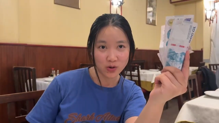 "Bunga Kemewahan di Dunia"