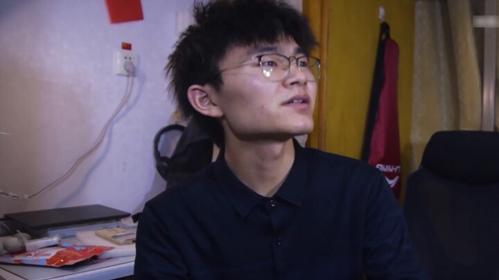 Universitas Normal Xinyang "Anti Badai"