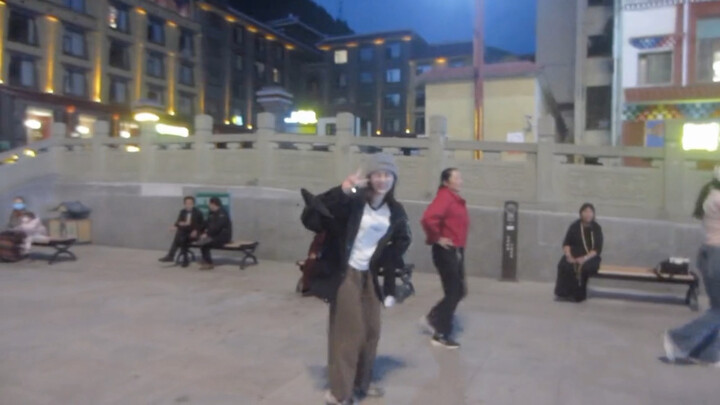I stumbled upon an old video from a free clinic event: after spending eight or nine hours on the bus