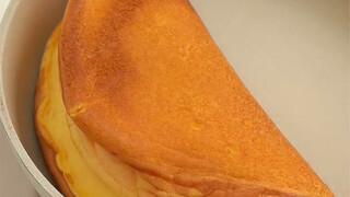 You can perfectly recreate the classic French dessert—airy soufflé—with just three eggs! It turns ou